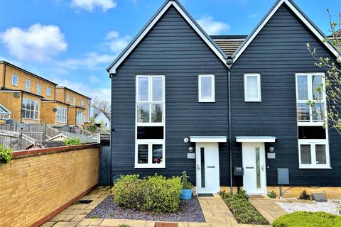 30 Campion Close, Ashford, TN25 4FD
