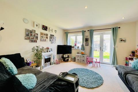 30 Campion Close, Ashford, TN25 4FD