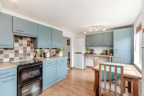 22 Burnby Close, Harrogate, HG3 2UP