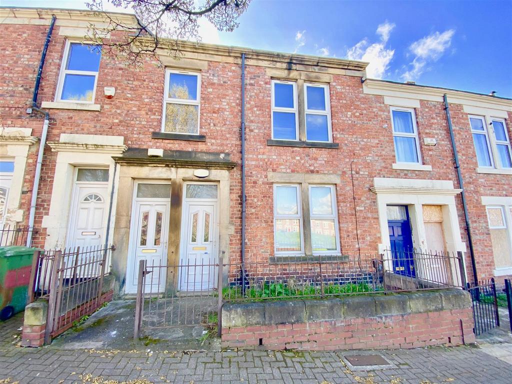 Westminster Street, Bensham, Gateshead 3 bed flat £495 pcm (£114 pw)