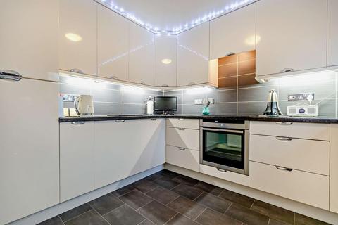 1 Caithness Close, York, YO30 5WE