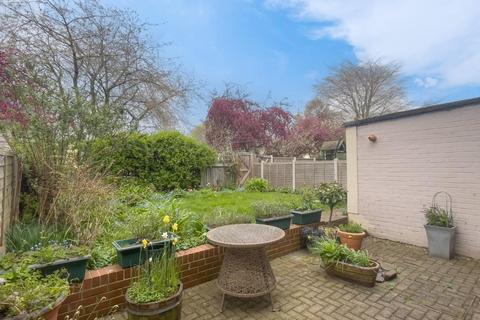 19 Crossfield Crescent, Fulford, York, YO19 4QJ