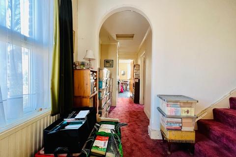 108 Linden Crescent, Folkestone, CT19 5SD
