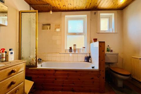 108 Linden Crescent, Folkestone, CT19 5SD