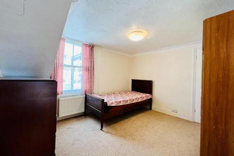 Upper Maisonette, 9 Castle Road, Sandgate, Folkestone, CT20 3AG