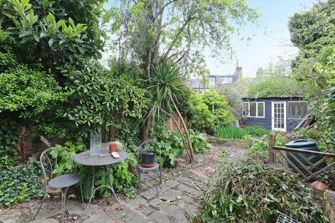 45 Rainbow Street, London, SE5 7TB