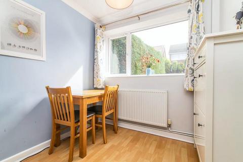 11 Copperbeech Close, Birmingham, B32 2HT