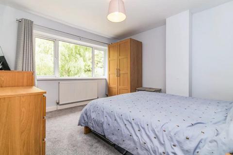 11 Copperbeech Close, Birmingham, B32 2HT
