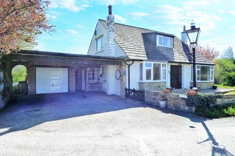 3 bedroom detached house for sale, Aire Dene, Off Keighley Road, Skipton