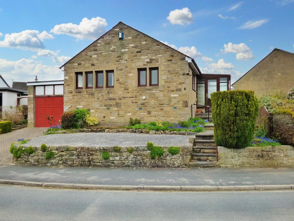 Moorland Rise, Embsay, Skipton 3 bed detached bungalow for sale £350,000