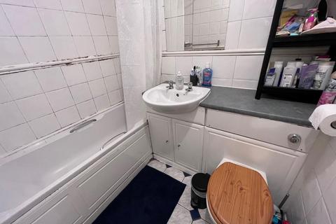 Flat 35, Galton Tower Civic Close, Birmingham, B1 2NW