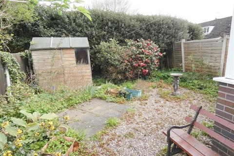 19 Booth Avenue, Sandbach, CW11 4JN