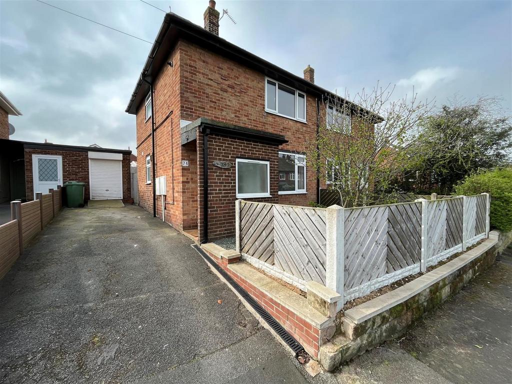 Westbourne Avenue, Garforth, Leeds 2 bed semidetached house £205,000