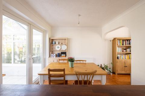 8 Greendown, Bristol, BS5 8BS