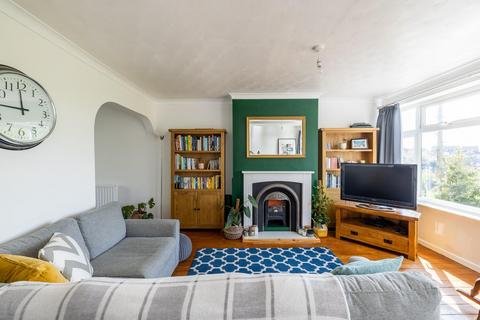 8 Greendown, Bristol, BS5 8BS