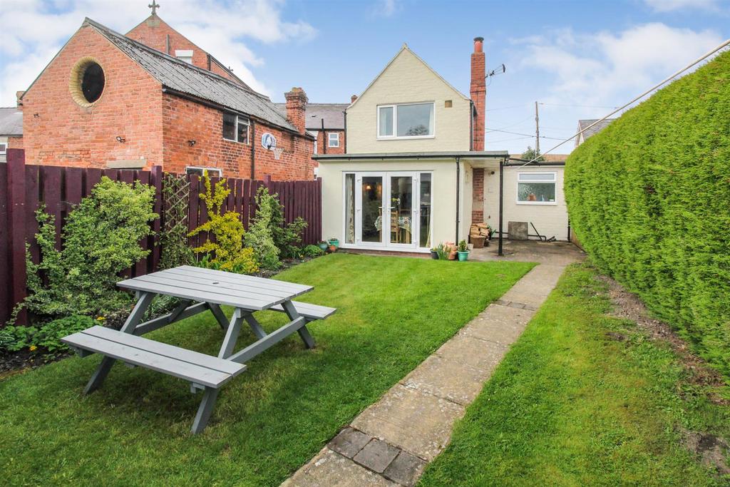 Moors Lane, St Martins 2 bed cottage for sale £180,000