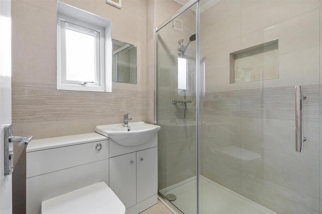 Bathroom addison.jpg