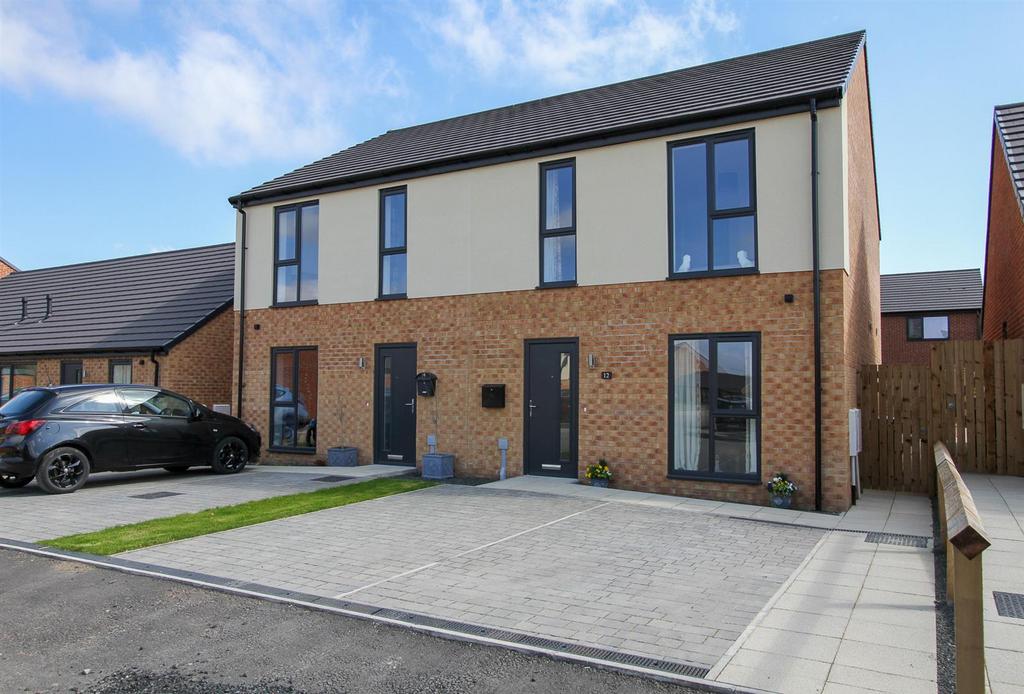 Hedgehope Drive, Kingsmead, Wooler 3 bed semidetached house £224,950