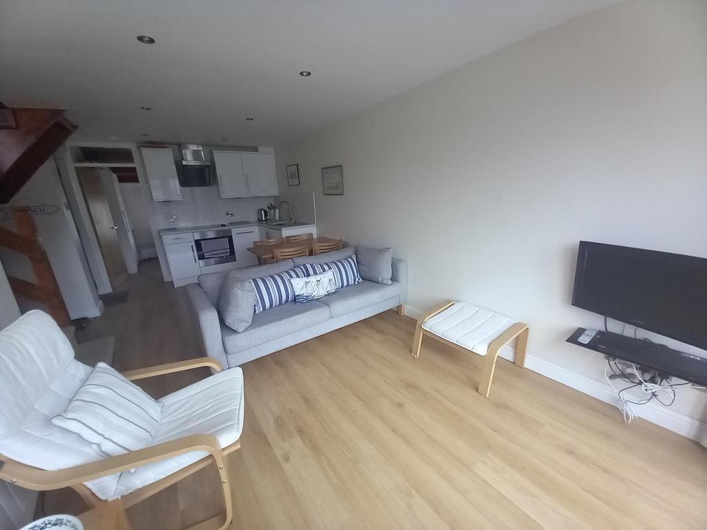 South Snowdon Wharf, Porthmadog 2 bed apartment £190,000