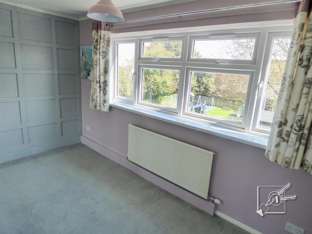 Bedroom 1: