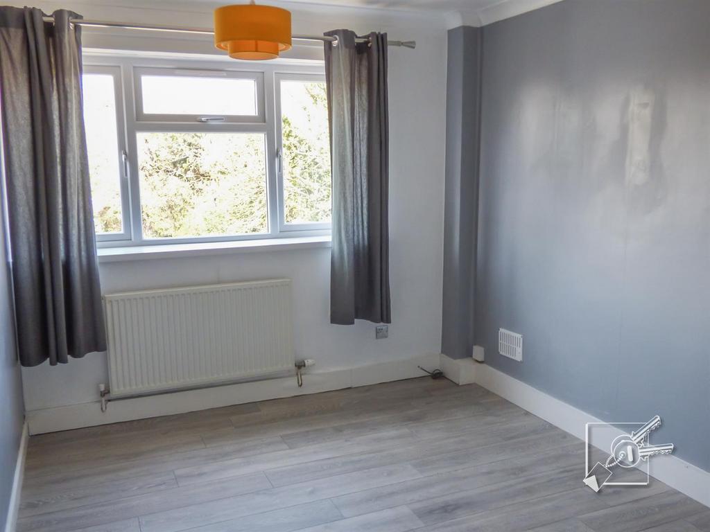 Bedroom 2: