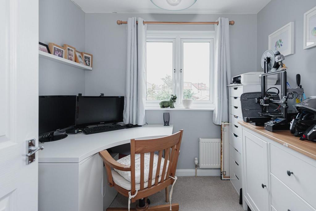 Worthfield close