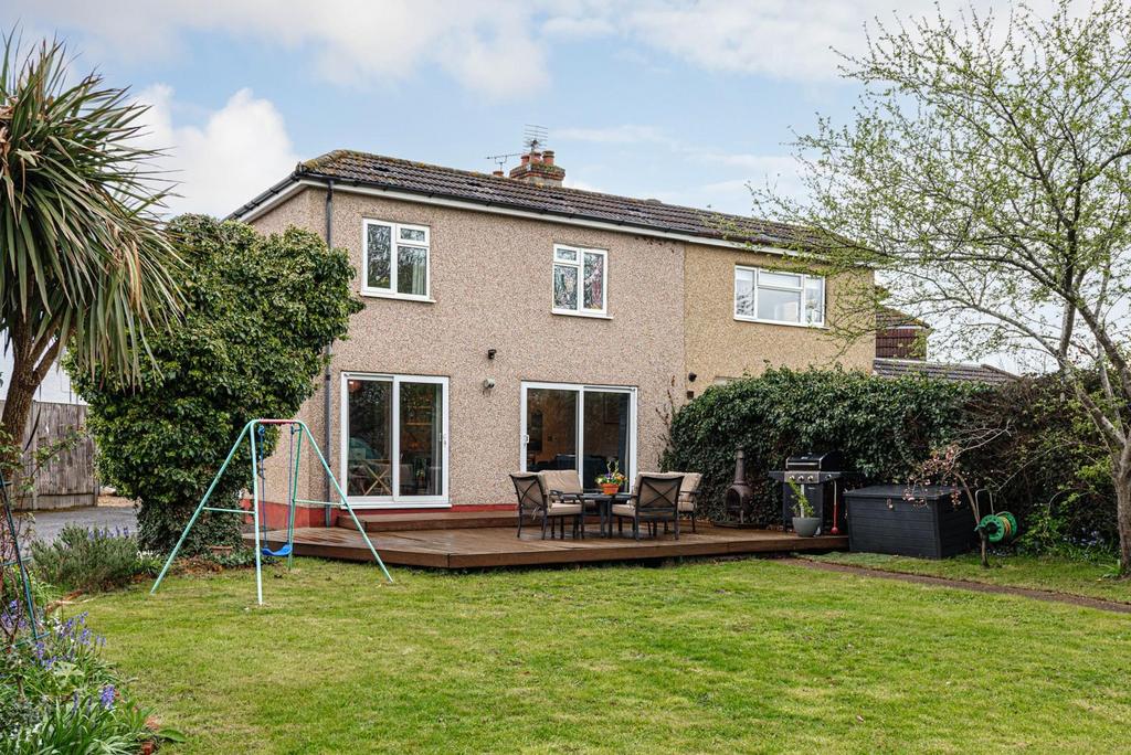 Worthfield close