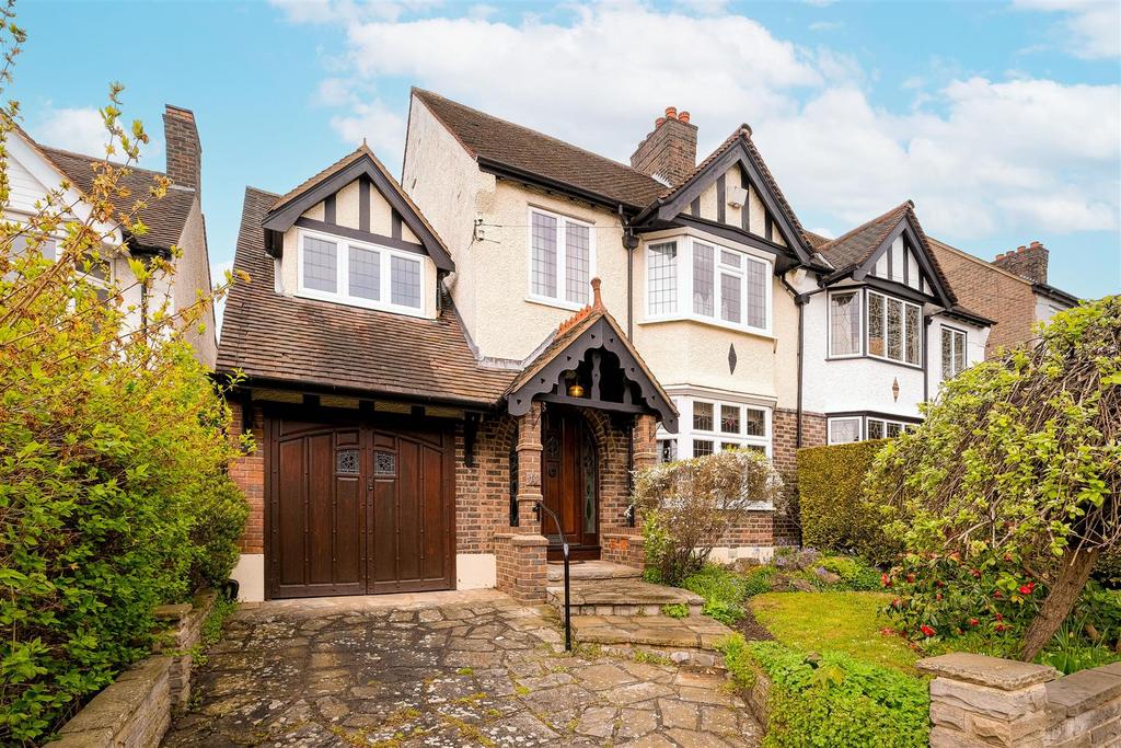 Woodberry Way, North Chingford 5 bed semidetached house for sale £