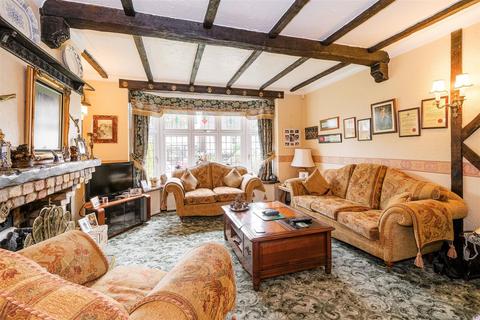 11 Woodberry Way, London, E4 7DY