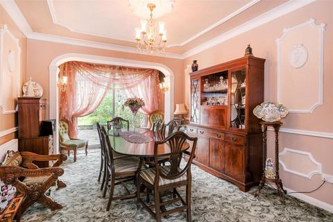 11 Woodberry Way, London, E4 7DY