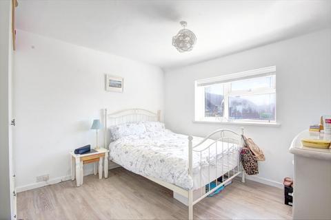 96 Battleton Road, Evesham, WR11 1JE