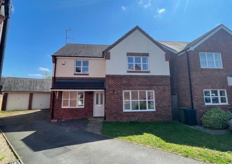 Lunns Gardens, Evesham 4 bed house for sale £399,000