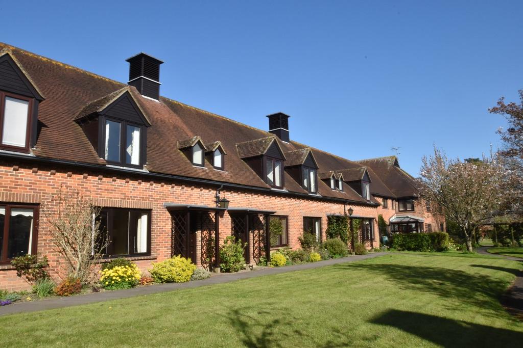 Atwater Court, Lenham, ME17 2 bed retirement property for sale £320,000