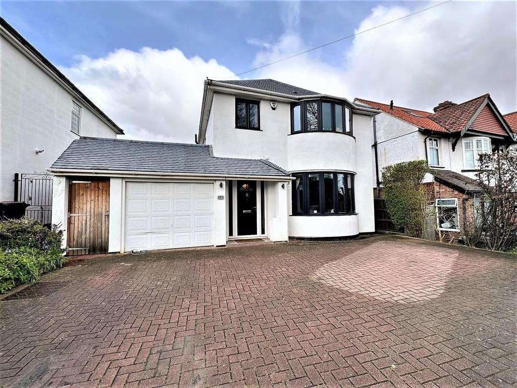 Crofton Lane, Petts Wood 3 bed detached house £2,600 pcm (£600 pw)