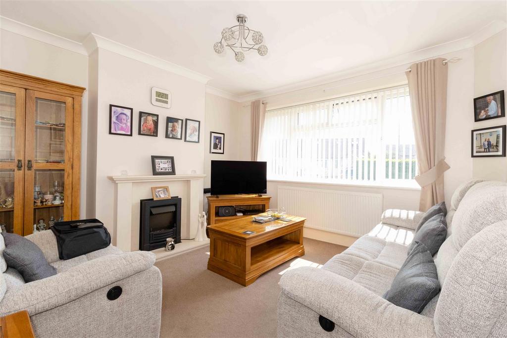 Ingleside Crescent, Lancing 3 bed semidetached bungalow for sale £