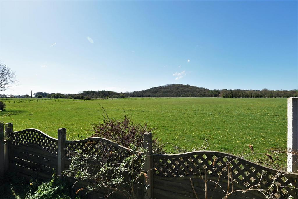 Sandhall Cottages, Ulverston 2 bed terraced house - £220,000