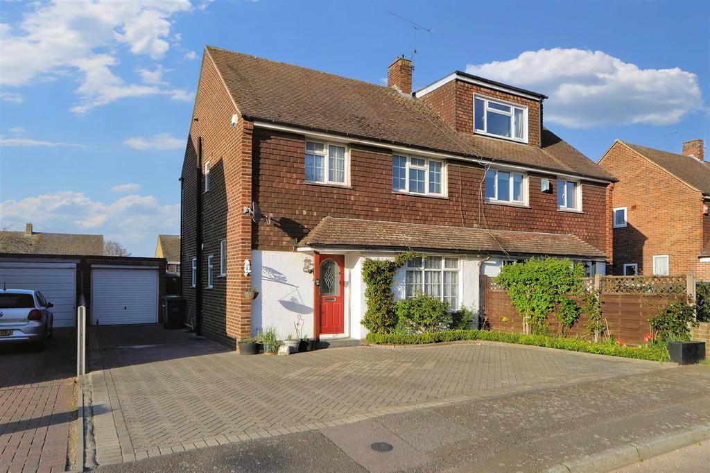 The Hawthorns, Greenacres, Aylesford 3 bed semidetached house for sale