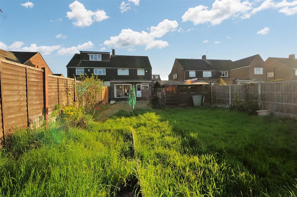 The Hawthorns, Greenacres, Aylesford 3 bed semidetached house £385,000