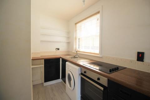 Studio for sale, Oak Road, Woolston , Southampton, SO19 9BR