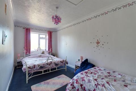 36 Riplingham Road, Kirk Ella, Hull, HU10 7TP