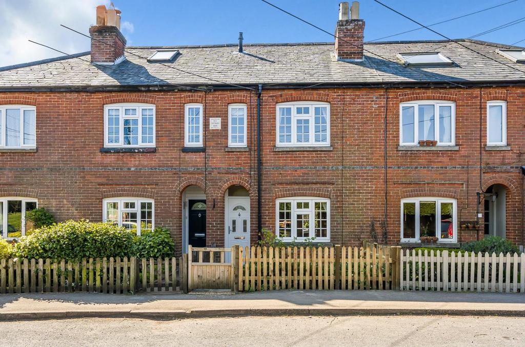 Boyatt Lane, Otterbourne, Winchester 2 bed terraced house for sale £