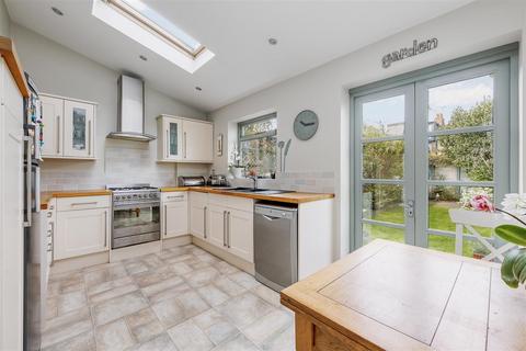 99 Loveday Road, London, W13 9JU