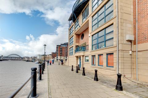 2 bedroom apartment for sale, Mariners Wharf, City Centre, Newcastle Upon Tyne, NE1