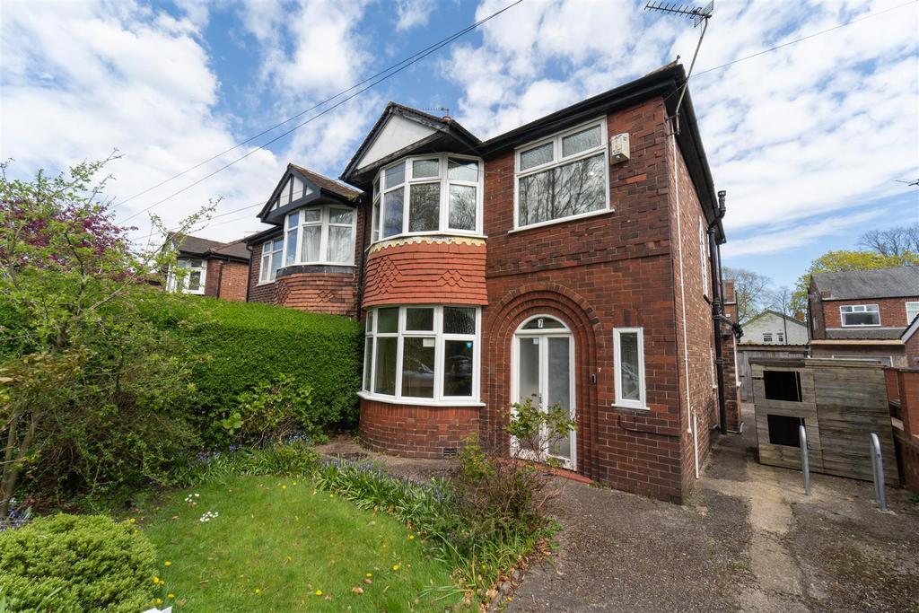 Firs Avenue, Firswood, Manchester, M16 3 bed semidetached house for