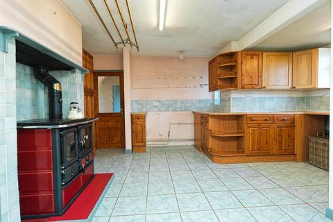 2 bedroom detached bungalow for sale, Cartrefle, Bwlch Y Cibau, Llanfyllin, SY22 5LN