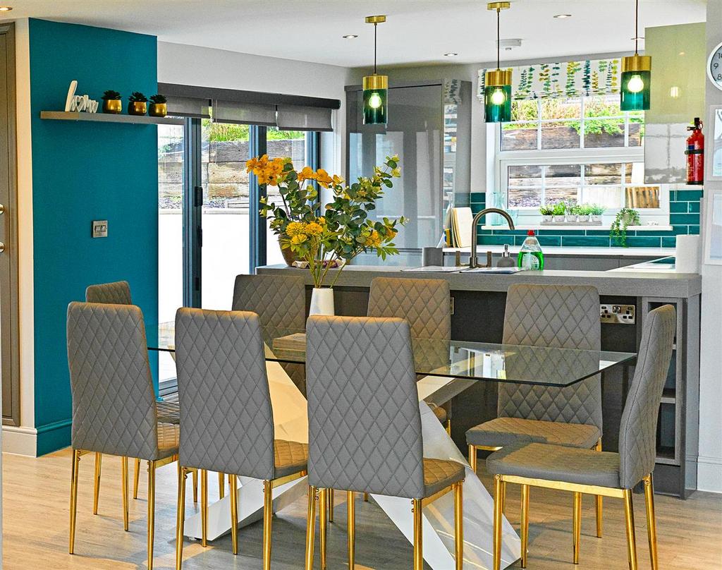 Pant, Oswestry 4 bed country house for sale £650,000