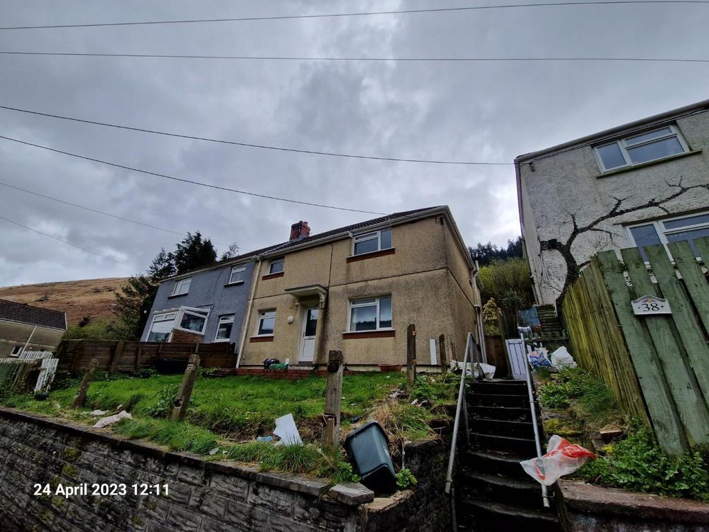 Heol Y Glyn, Cymmer, Port Talbot 3 bed semidetached house for sale £