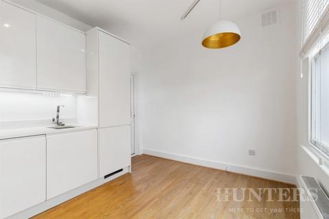 65 Rangemoor Road, London, N15 4NA