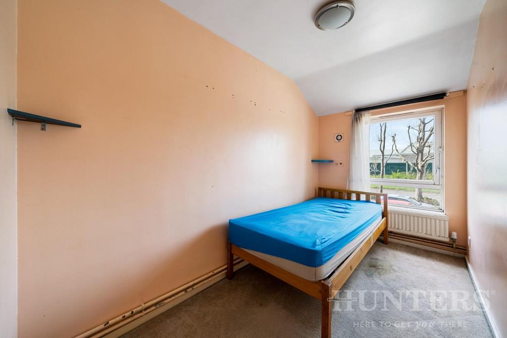 24 Jarrow Road N17 9 PP-9.jpg