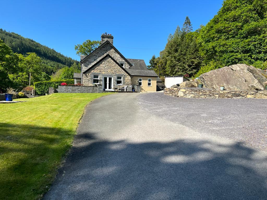 Dolwyddelan Road, Betws Y Coed 3 bed semi-detached house for sale - £ ...